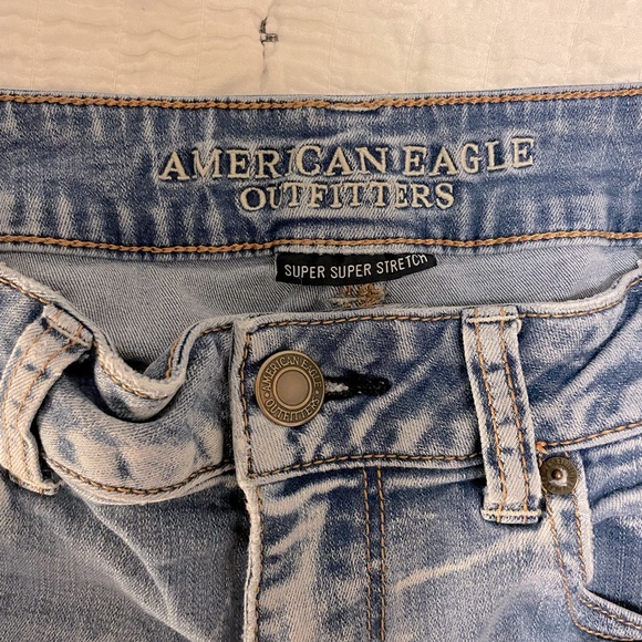 American Eagle Super Super Stretch Midi Shorts - Light Blue - Picture 2 of 4